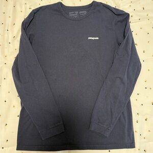Patagonia Women’s Navy Long Sleeve Shirt